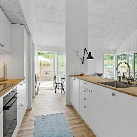 4 Bedroom In
