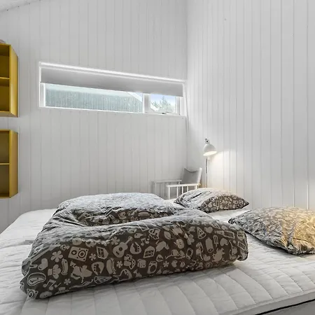 4 Bedroom In
