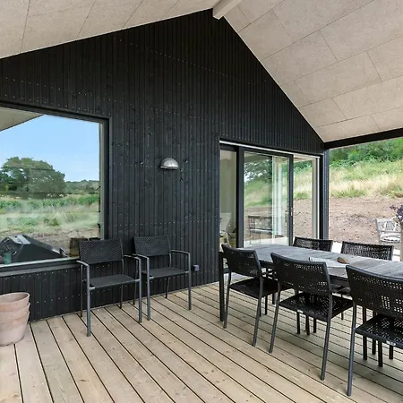 Holiday home 4 Bedroom In *